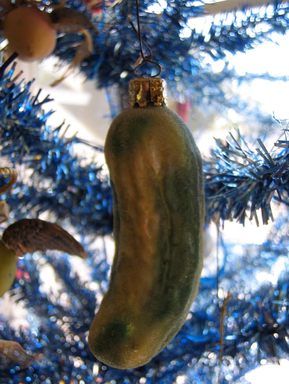 christmas pickle - O